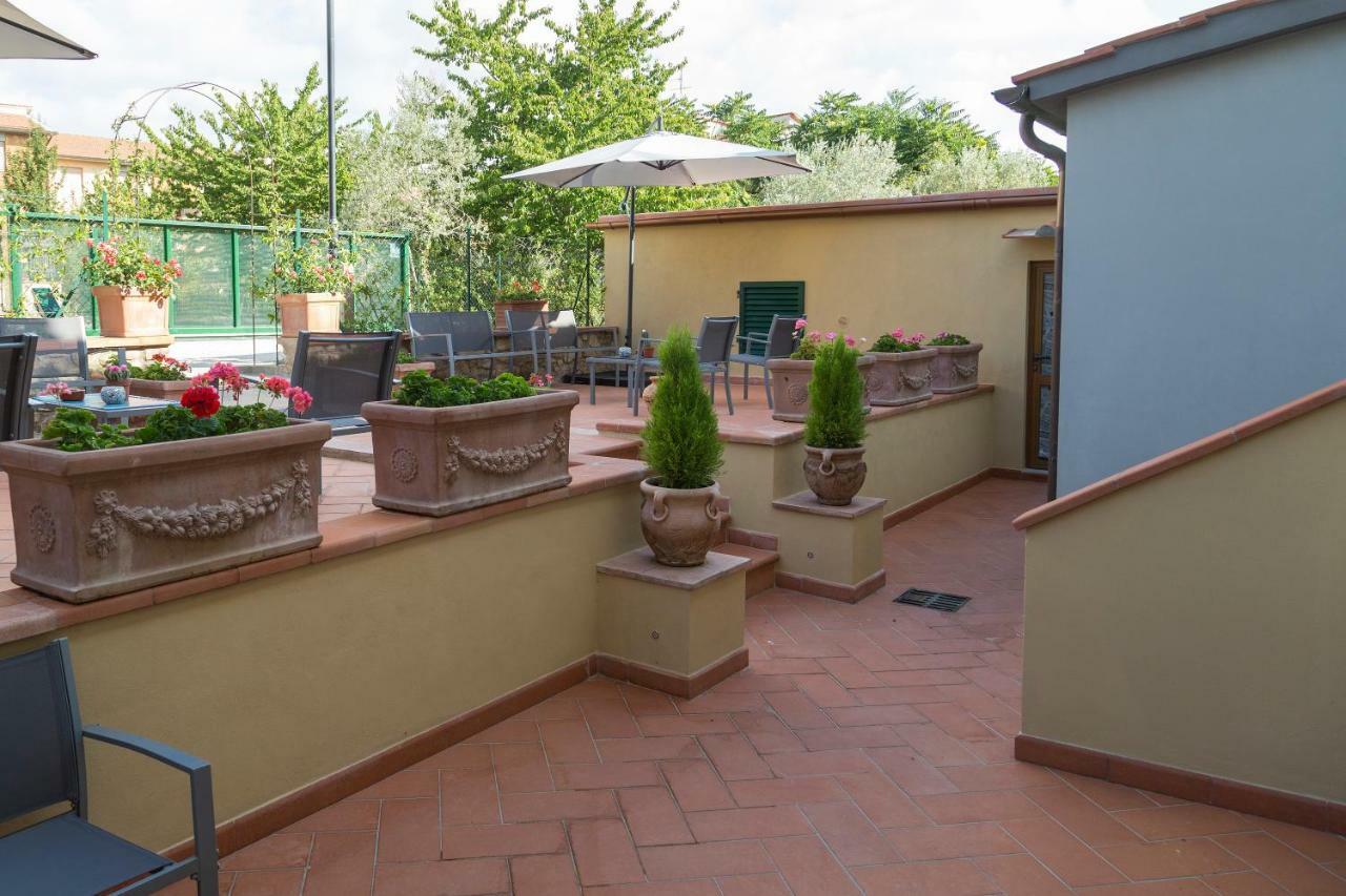 Via Naldini N 61